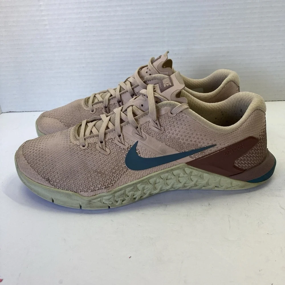 Nike Women's Metcon 4 Particle Beige Shoes Size 8 924593-240